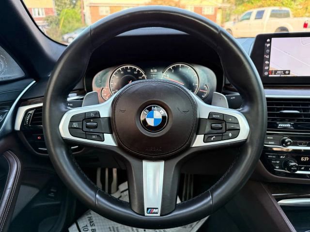 Used 2018 BMW 540i xDrive image 17