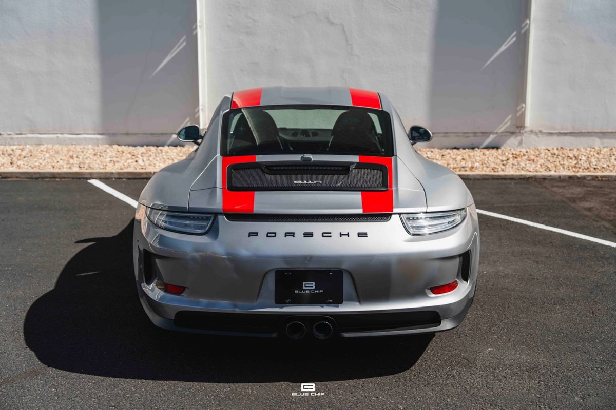 Used 2016 Porsche 911 R RWD image 25