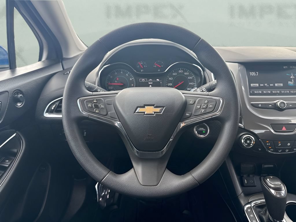 Used 2017 Chevrolet Cruze LT w/ Convenience Package FWD image 15