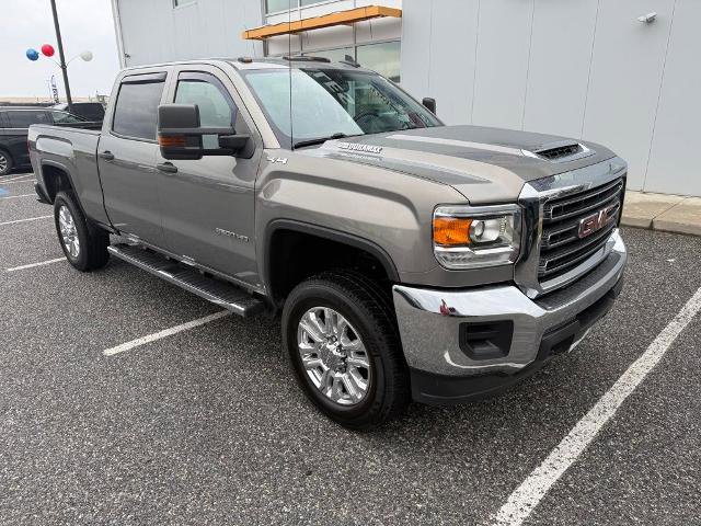 Used 2017 GMC Sierra 2500 4x4 Crew Cab w/ Sierra Convenience Package image 2