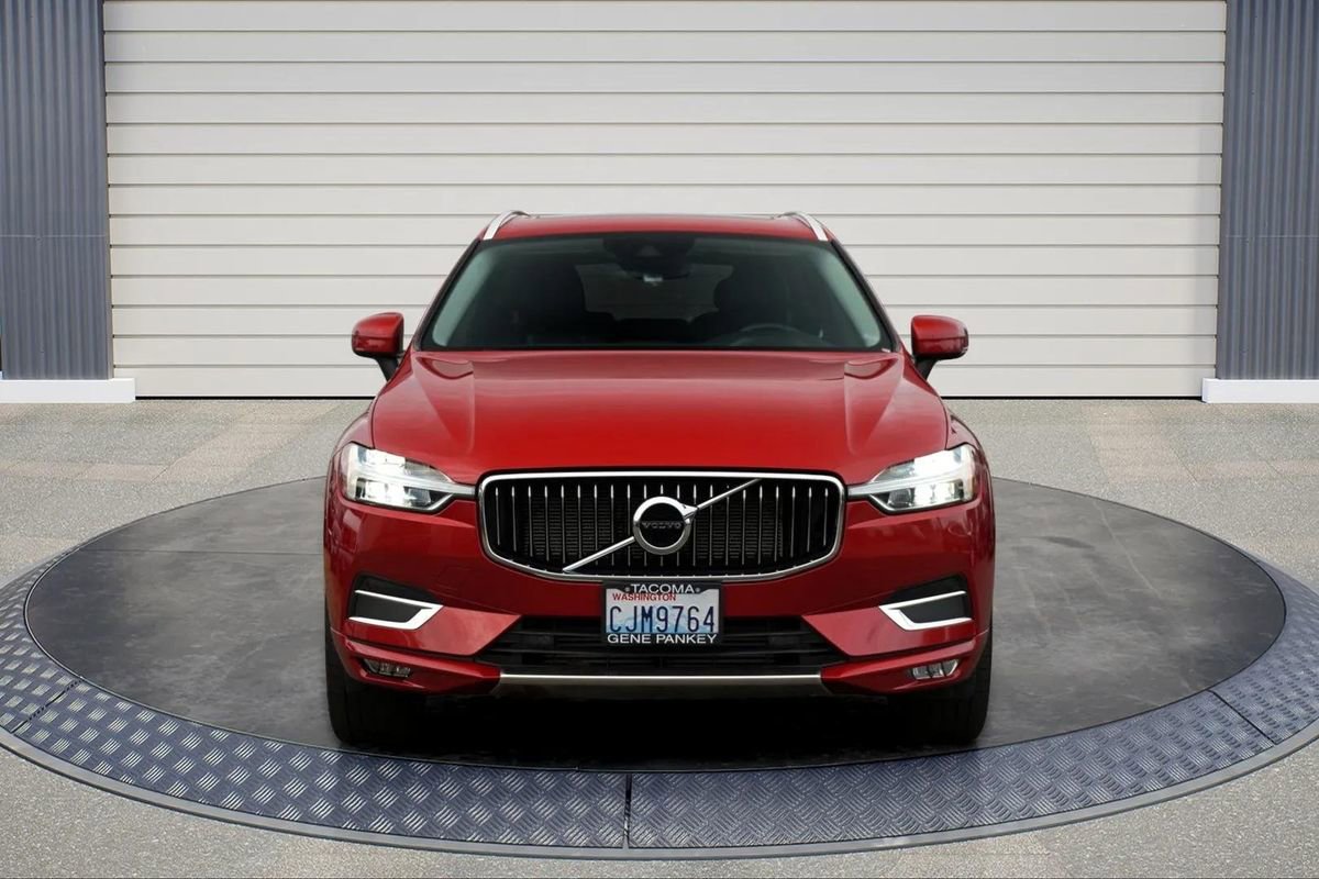Used 2020 Volvo XC60 T5 Inscription w/ Protection Package Premier image 2