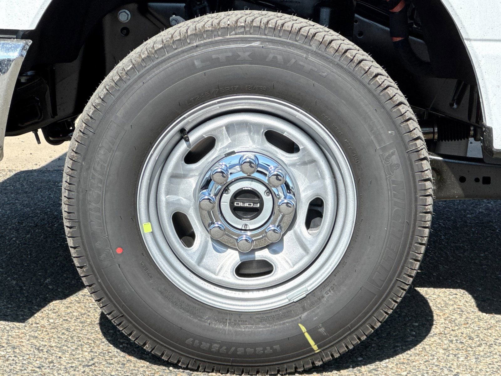 New 2026 Ford F250 XL w/ FX4 Off-Road Package image 27