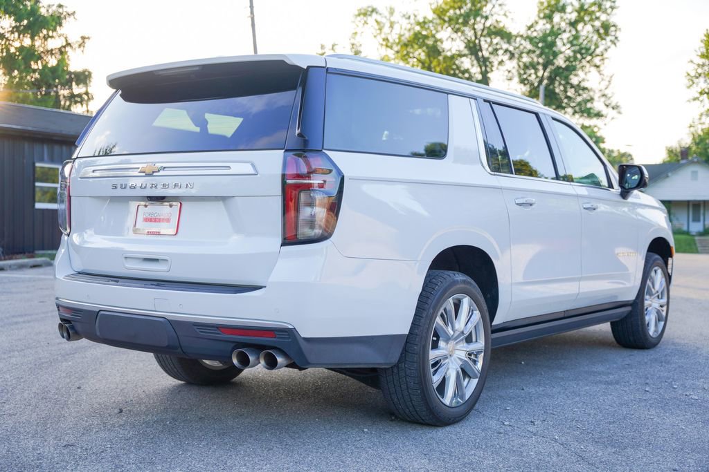 Used 2021 Chevrolet Suburban High Country w/ Premium Package AWD/4WD image 7