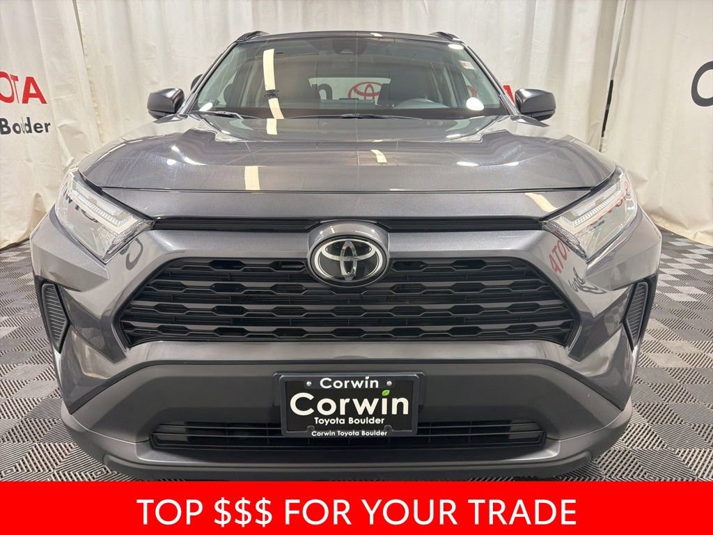 Used 2025 Toyota RAV4 LE video 2