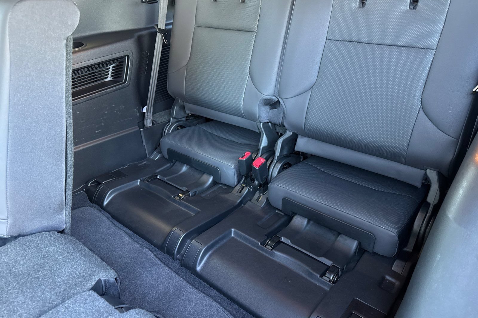 Certified 2023 Lexus GX 460 Premium w/ Premium Package AWD/4WD image 18
