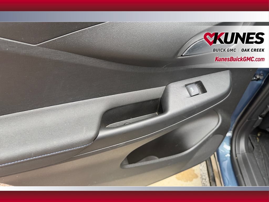 Used 2025 Buick Envista Sport Touring w/ Convenience I Package FWD image 34