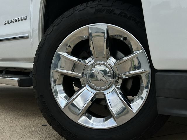 Used 2018 Chevrolet Silverado 1500 LTZ Z71 w/ LTZ Plus Package AWD/4WD image 11