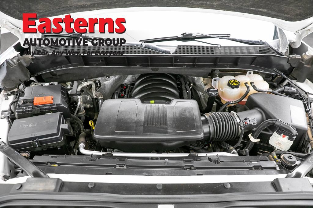 Used 2023 Chevrolet Silverado 1500 LT AWD/4WD image 7