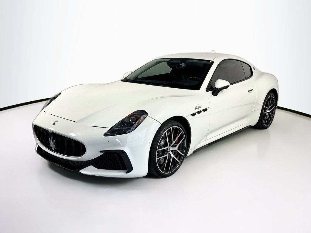 Used 2024 Maserati GranTurismo Trofeo AWD/4WD image 1