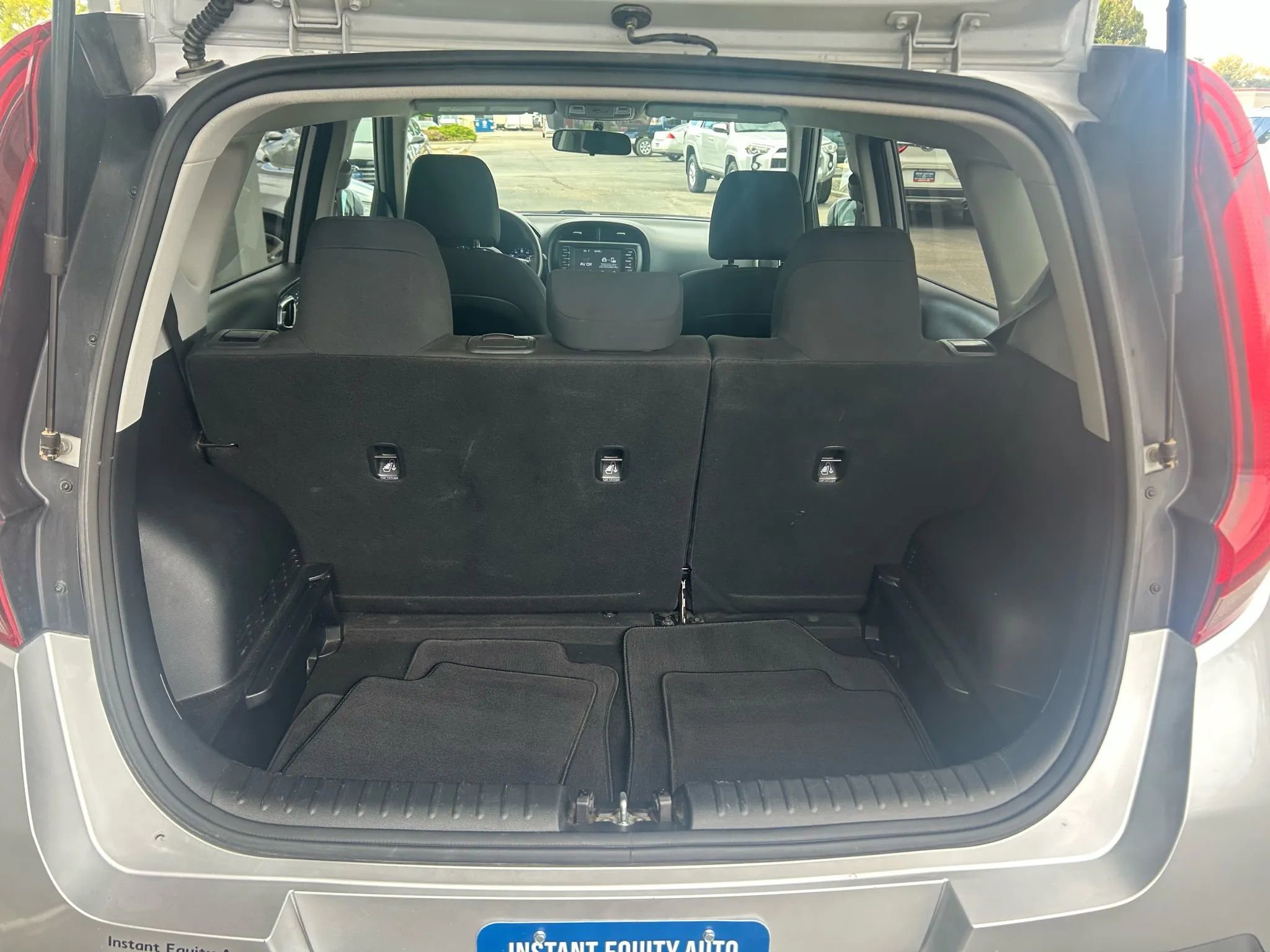 Used 2020 Kia Soul LX image 15