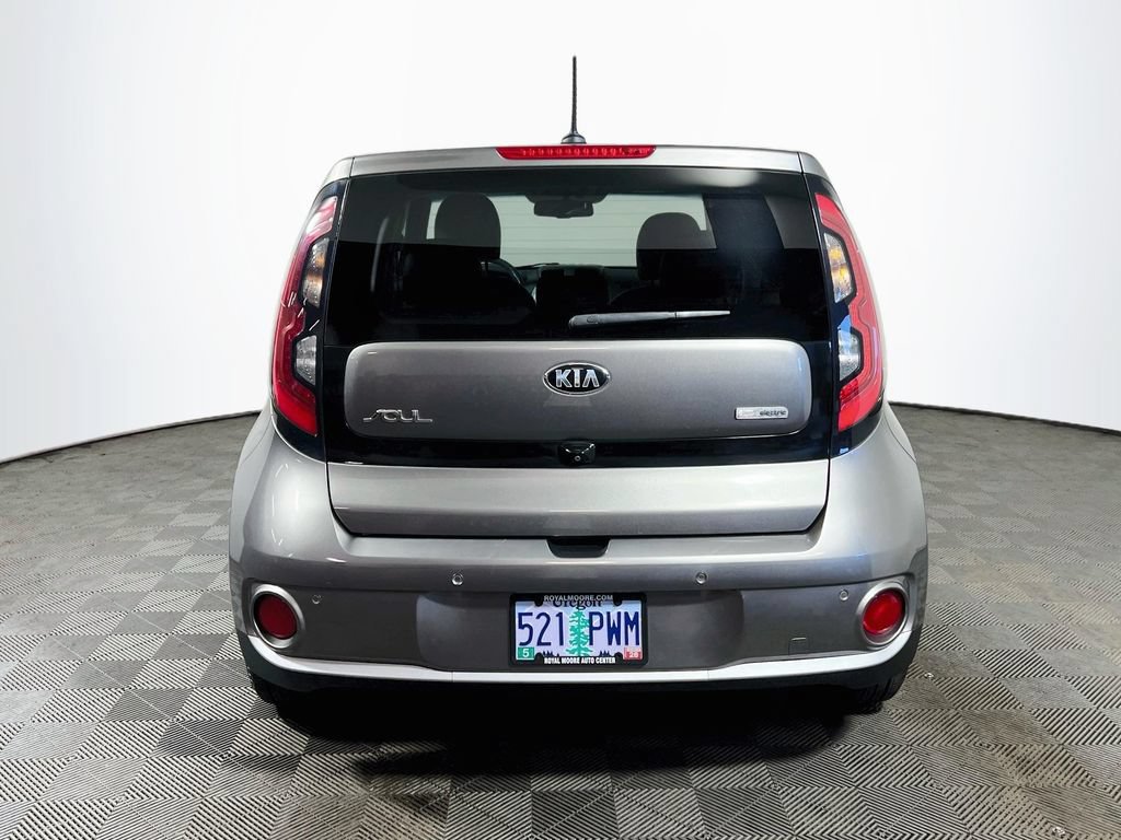 Used 2016 Kia Soul EV + w/ Sun & Fun Package FWD image 6