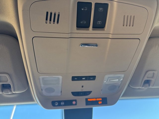 Used 2017 Buick Envision Premium w/ Driver Confidence Package image 27