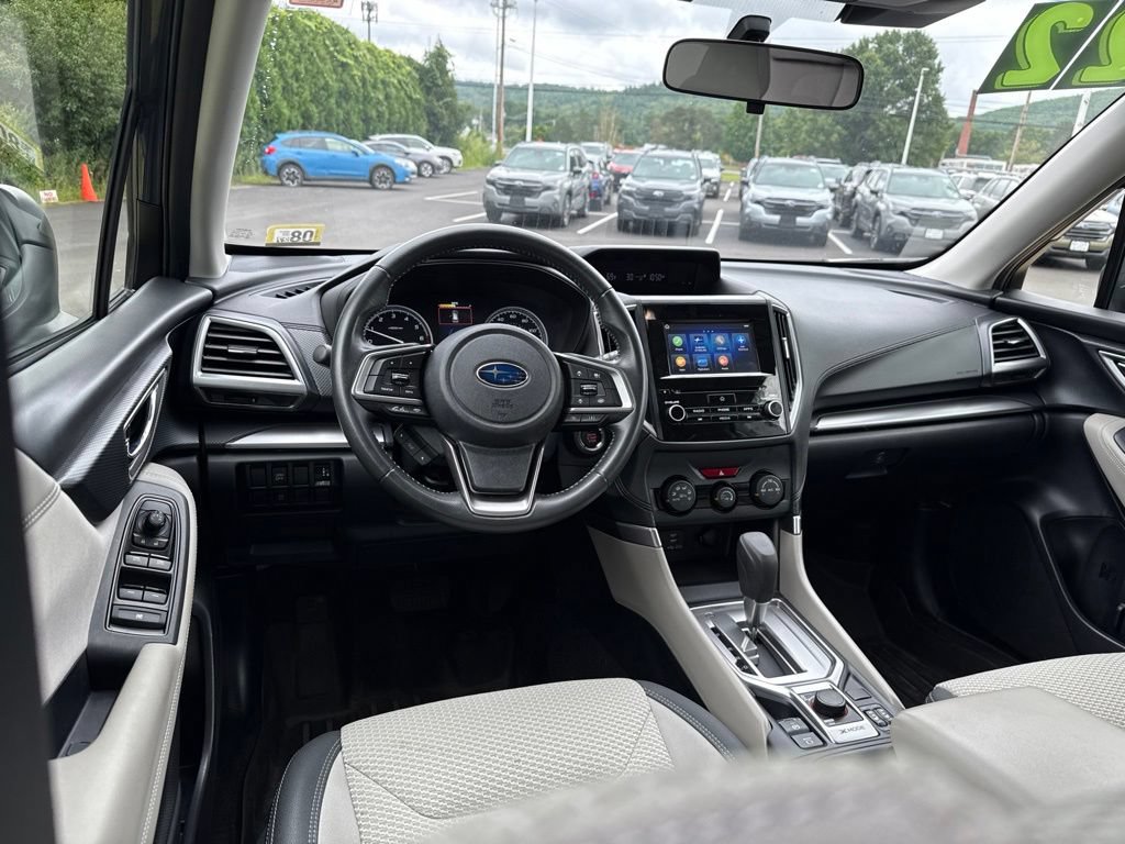 Used 2022 Subaru Forester Premium AWD/4WD image 18
