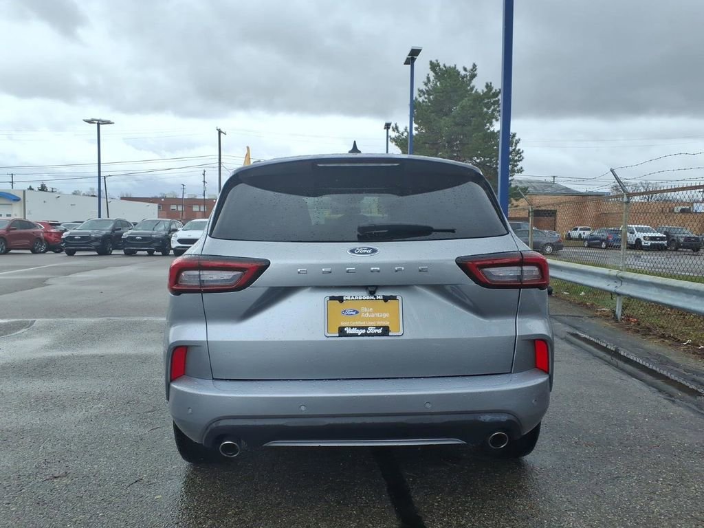 Certified 2024 Ford Escape ST-Line w/ Tech Pack #1 FWD image 7