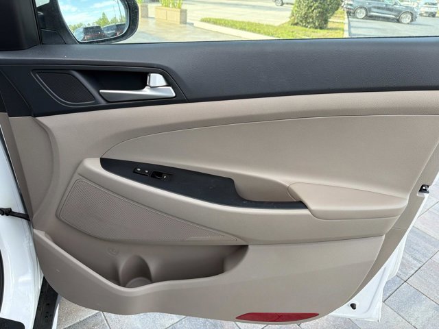 Used 2020 Hyundai Tucson SEL FWD image 16