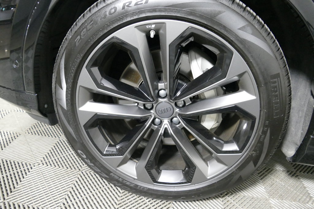 Certified 2026 Audi Q7 3.0T Premium Plus w/ Premium Plus Package AWD/4WD image 9