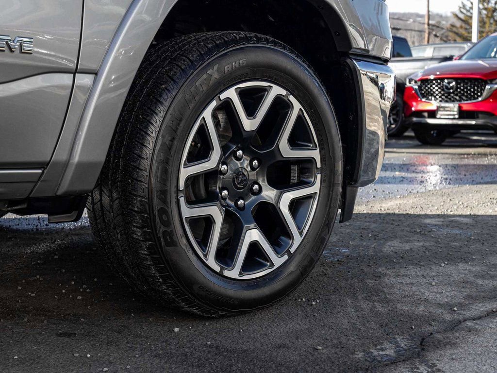 Used 2025 RAM 1500 Laramie image 10