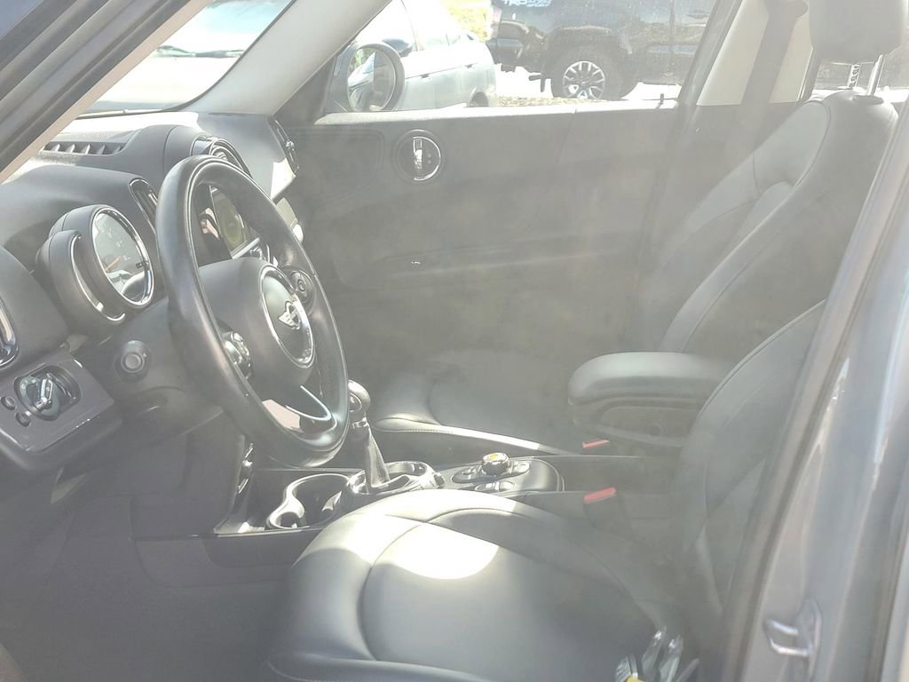 Used 2017 MINI Cooper Countryman FWD image 13