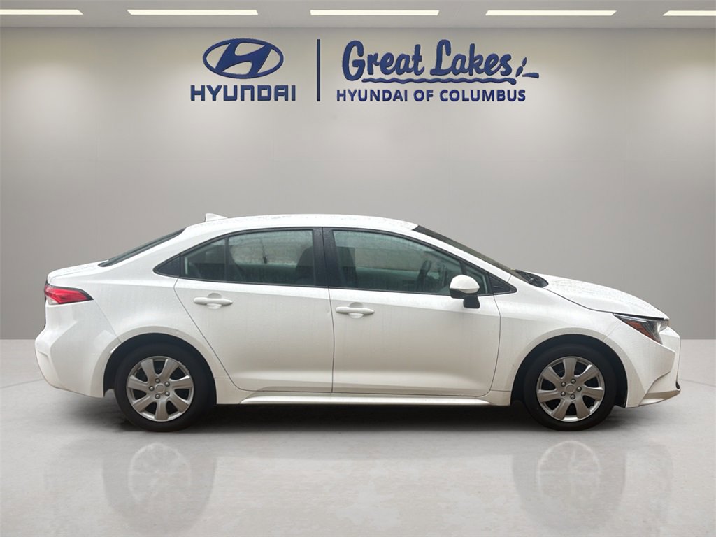 Used 2021 Toyota Corolla LE image 6