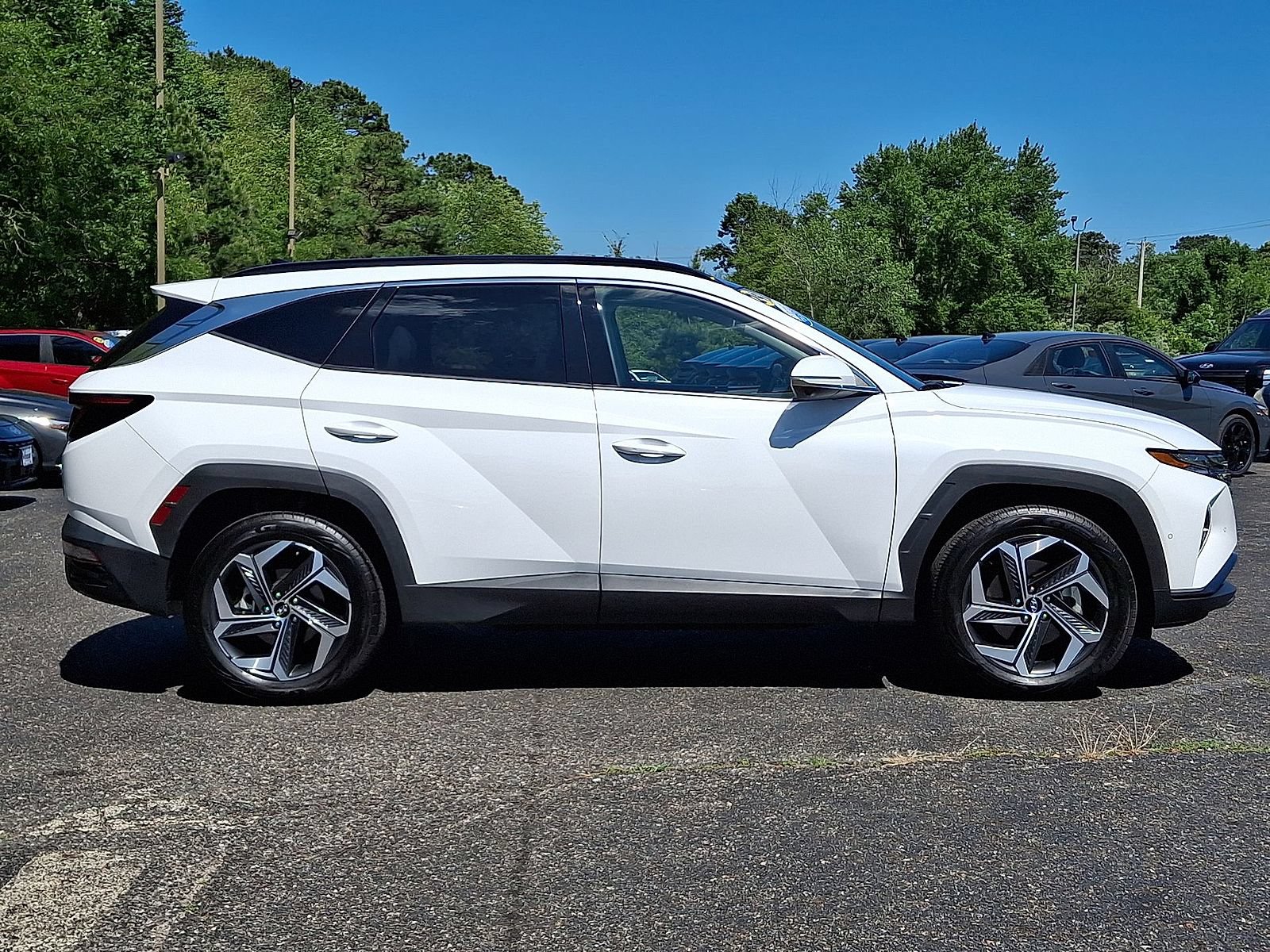Certified 2024 Hyundai Tucson Limited AWD/4WD image 32