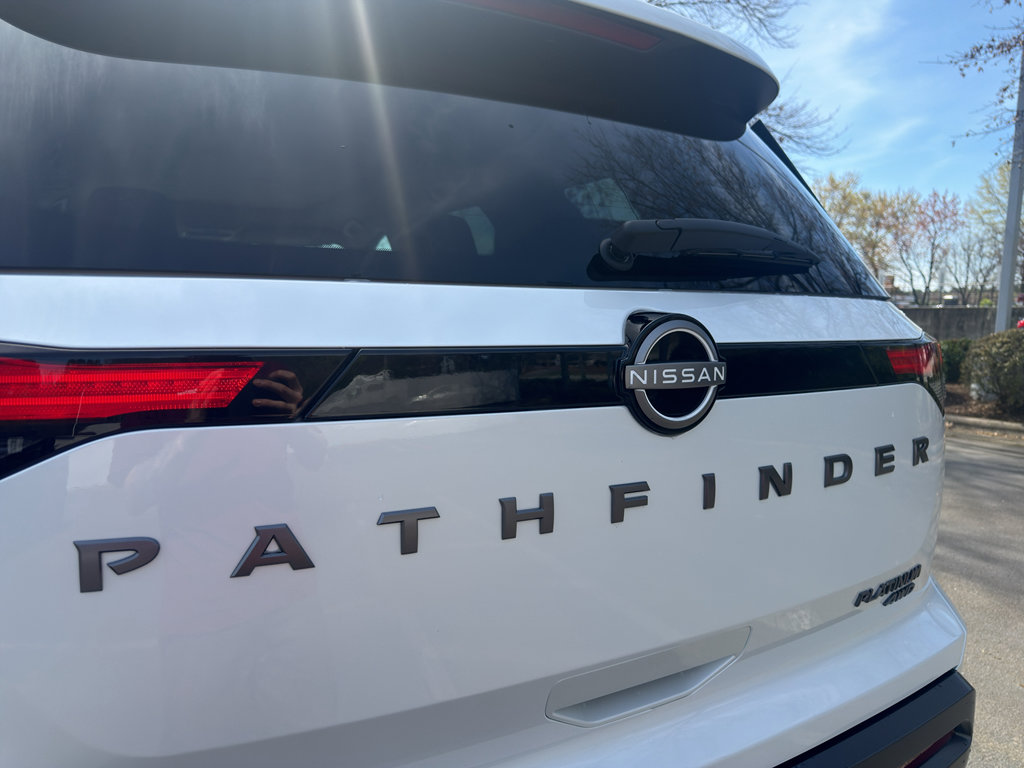 New 2026 Nissan Pathfinder Platinum image 13