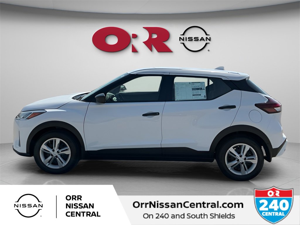 New 2025 Nissan Kicks Play S image 8
