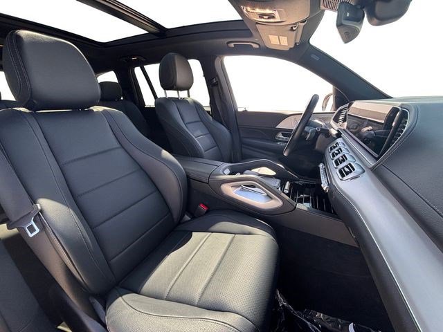 Used 2025 Mercedes-Benz GLS 450 4MATIC image 19