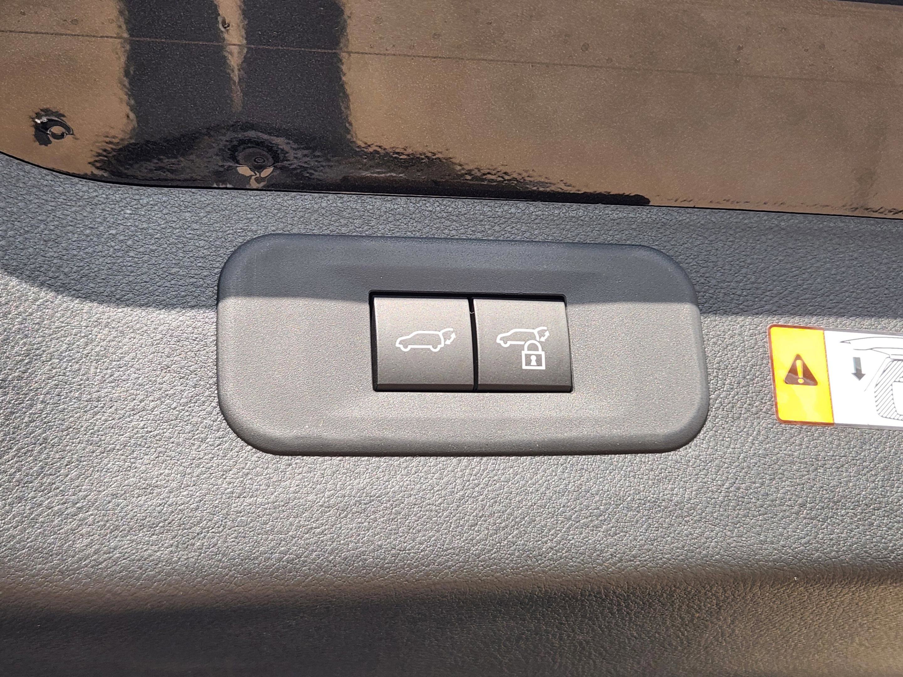 New 2026 Lexus TX 500h AWD image 22