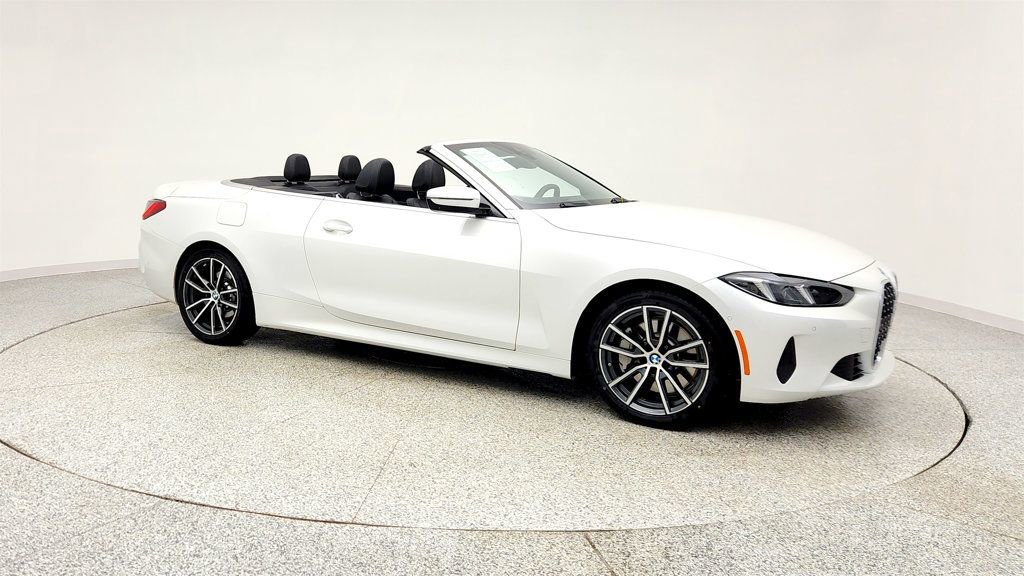 Used 2025 BMW 430i 430i Convertible with Premium image 3