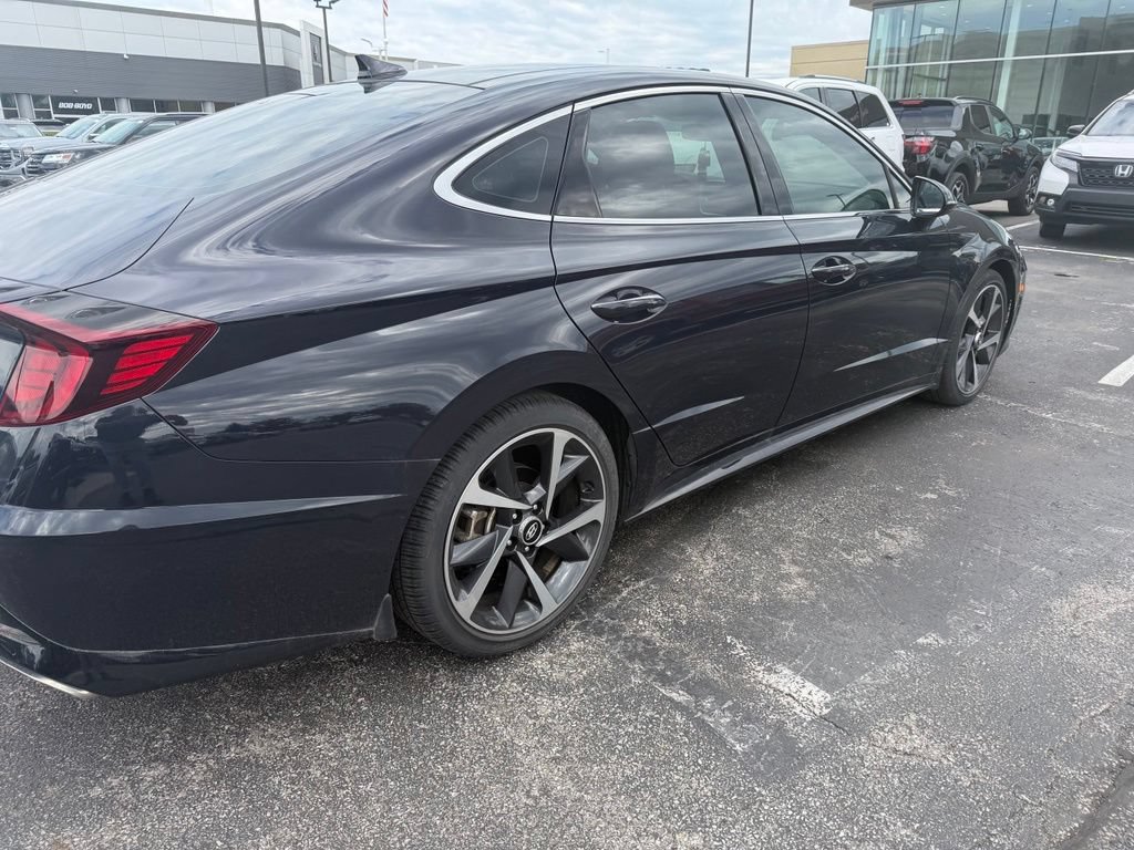 Used 2023 Hyundai Sonata SEL Plus w/ Preferred Accessory Package FWD image 4