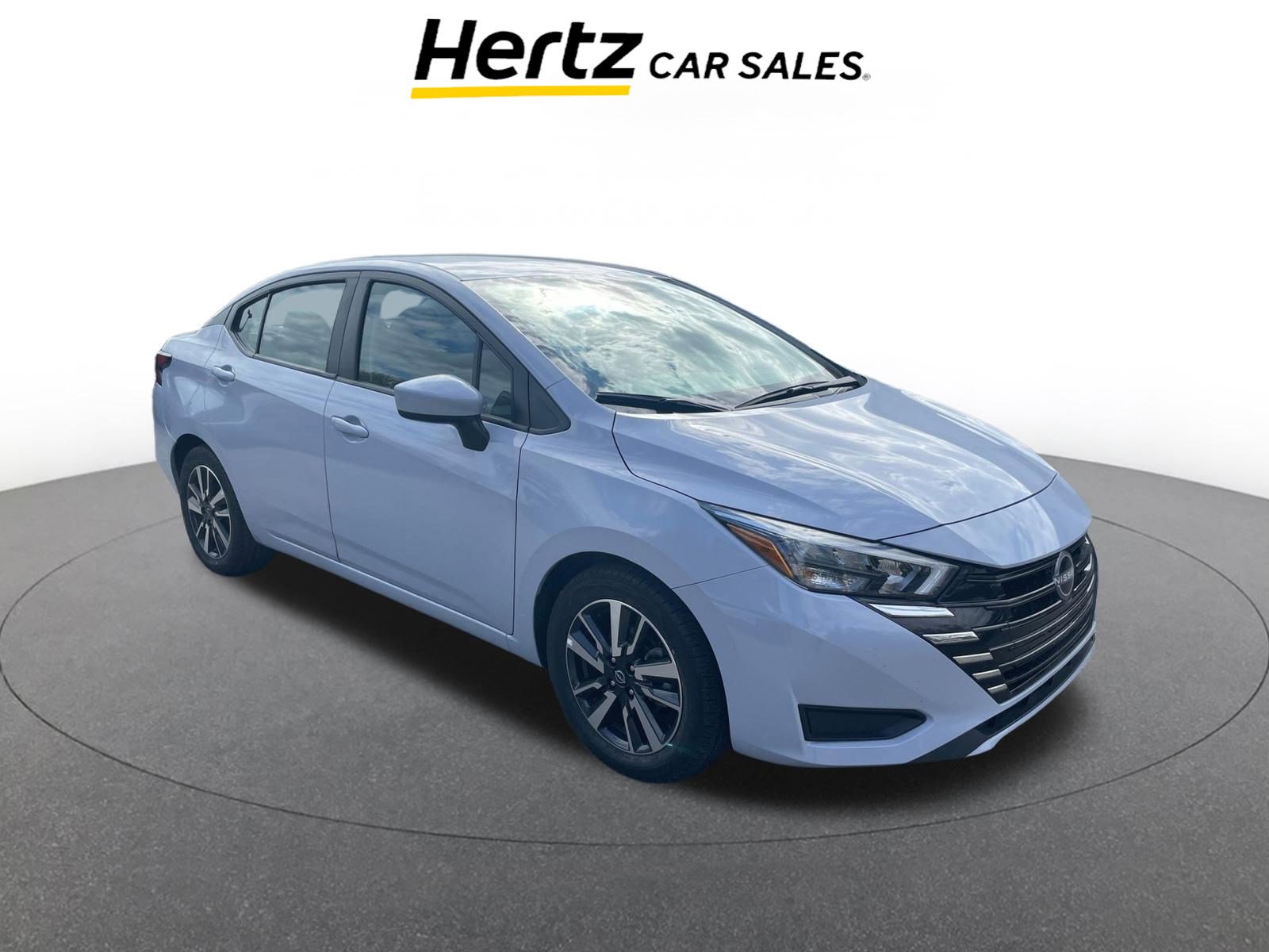 Used 2025 Nissan Versa SV FWD image 1