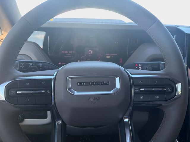 New 2026 GMC Yukon XL Denali w/ Sun & Power Step Package AWD/4WD image 21