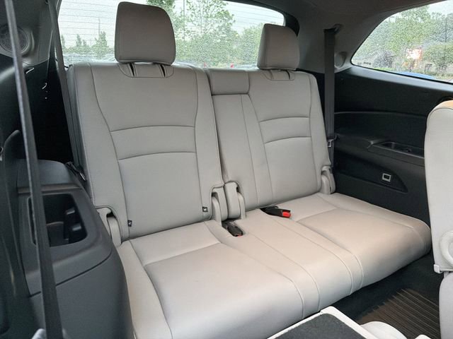 Used 2020 Honda Pilot Elite image 17