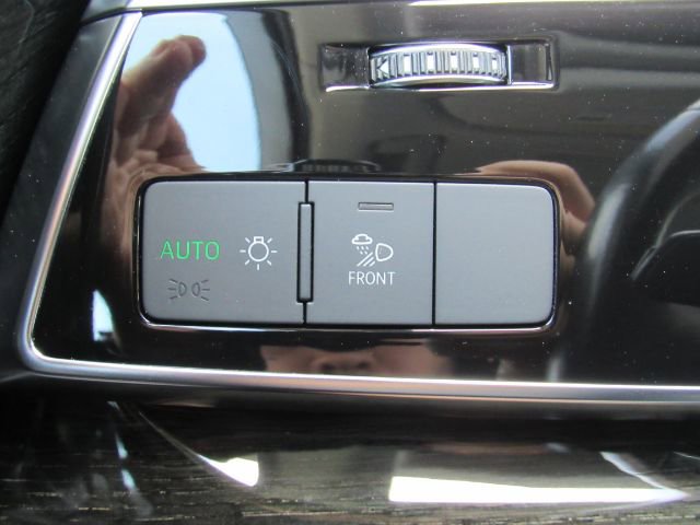 Used 2022 Audi Q7 3.0T Premium w/ Convenience Package image 39