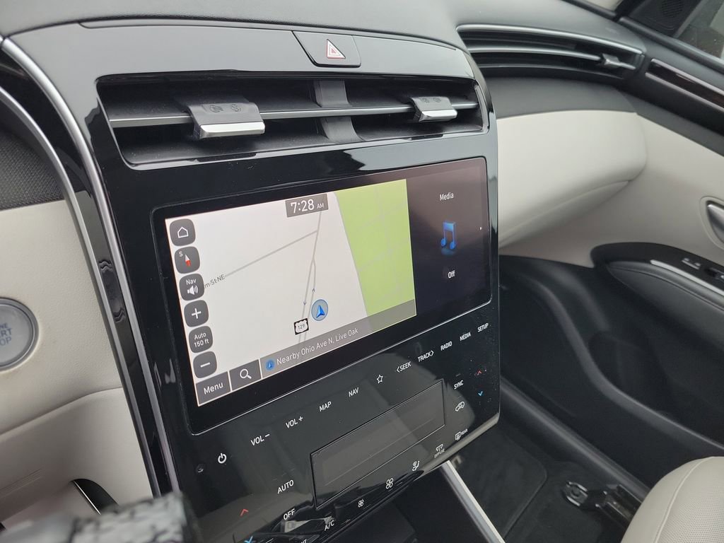 Used 2022 Hyundai Tucson Limited w/ Cargo Package image 22