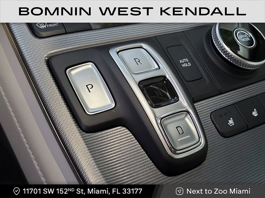 Used 2024 Hyundai Palisade Calligraphy image 21