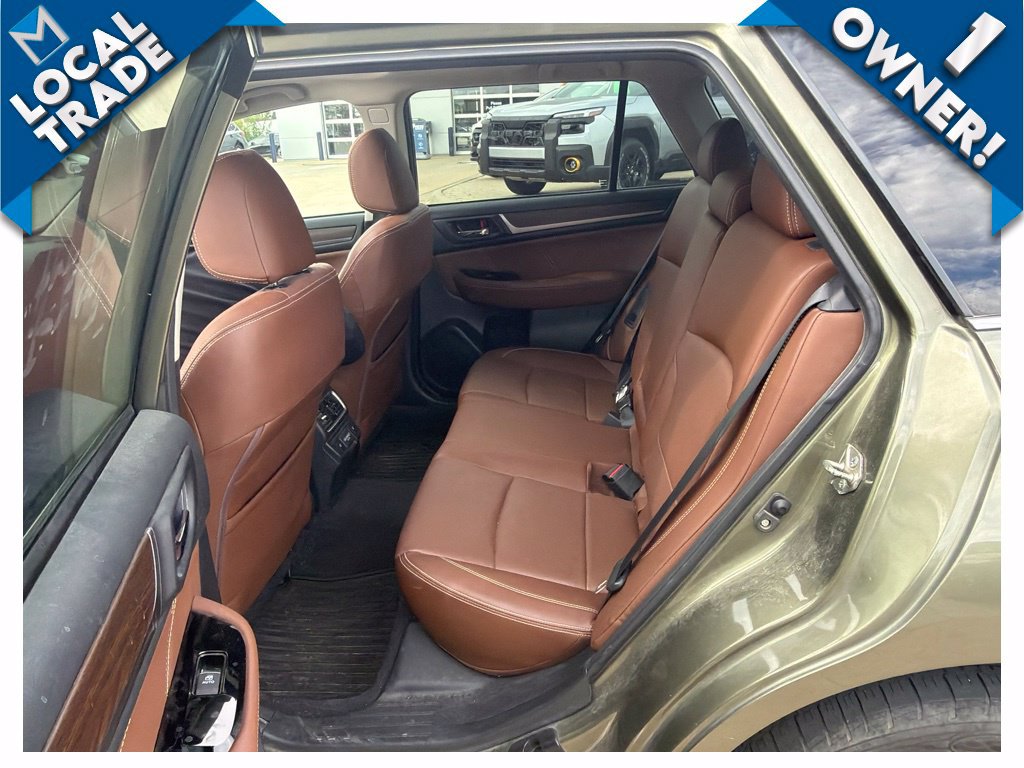 Used 2018 Subaru Outback 2.5i Touring AWD/4WD image 19