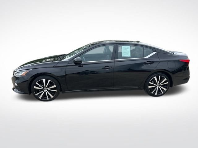 Used 2021 Nissan Altima 2.5 SR w/ SR Premium Package FWD image 6