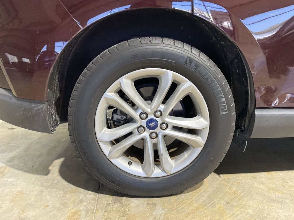 Used 2019 Ford Edge SEL w/ Equipment Group 201A image 21