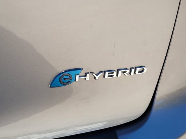 Certified 2018 Chrysler Pacifica Touring-L image 13