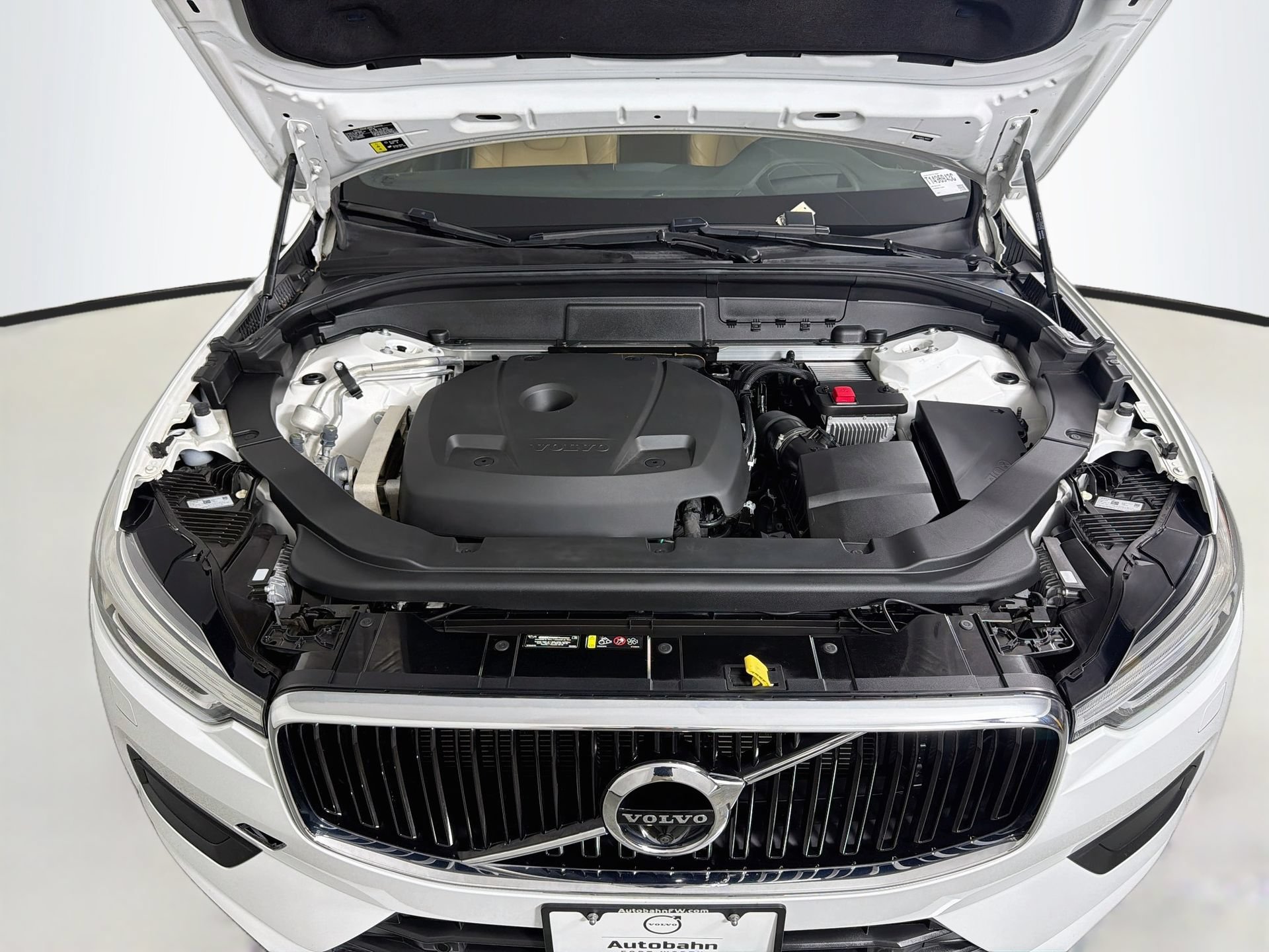 Used 2020 Volvo XC60 T5 Momentum w/ Protection Package Premier AWD/4WD image 31