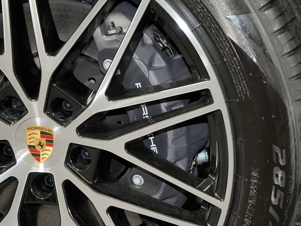 New 2026 Porsche Cayenne AWD/4WD image 14