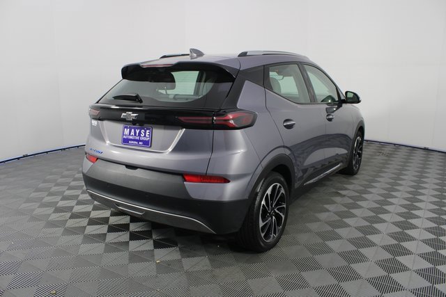 Used 2023 Chevrolet Bolt EUV Premier w/ Sun & Sound Package image 26