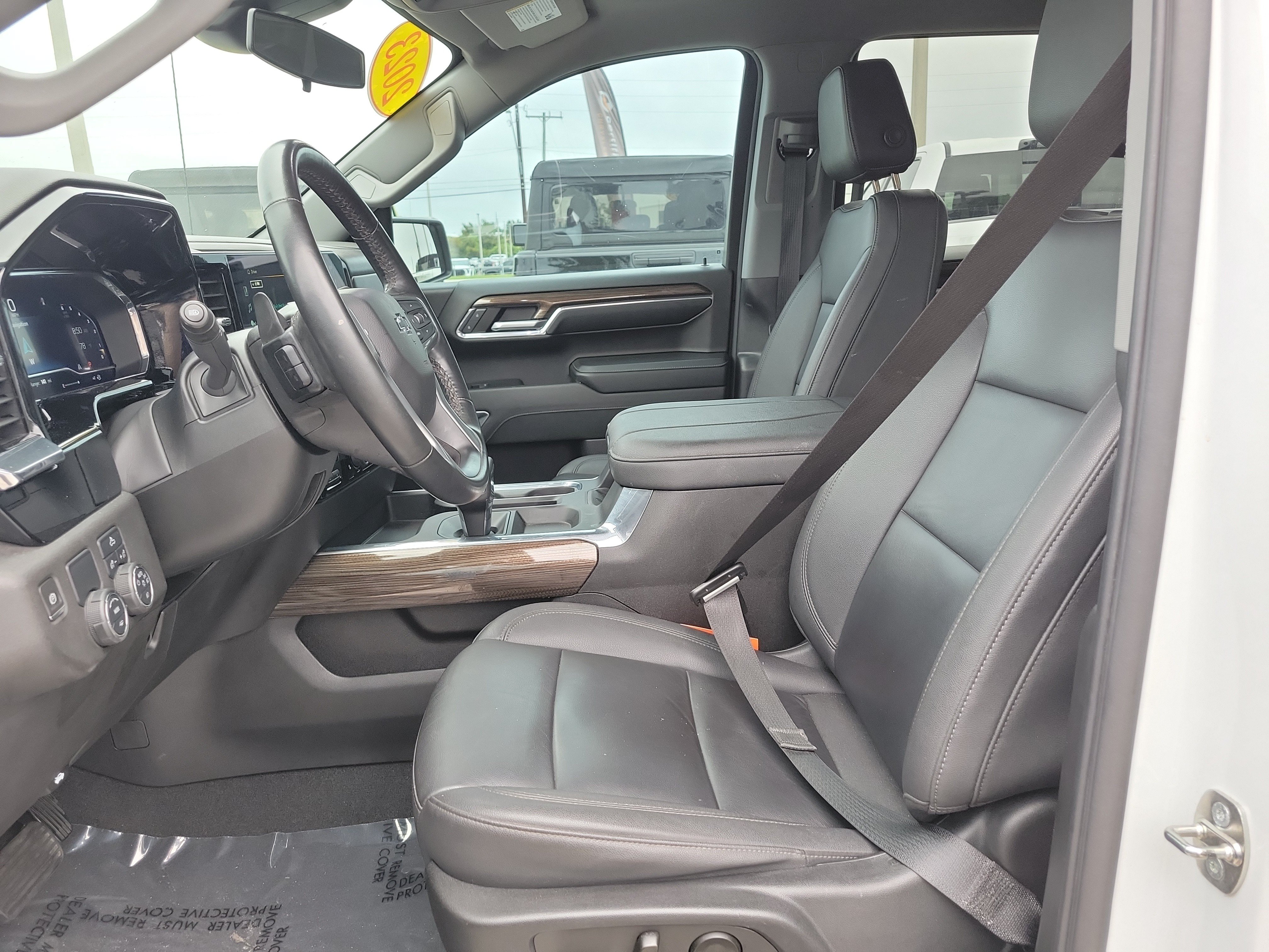 Used 2023 Chevrolet Silverado 1500 RST w/ Convenience Package II RWD image 19