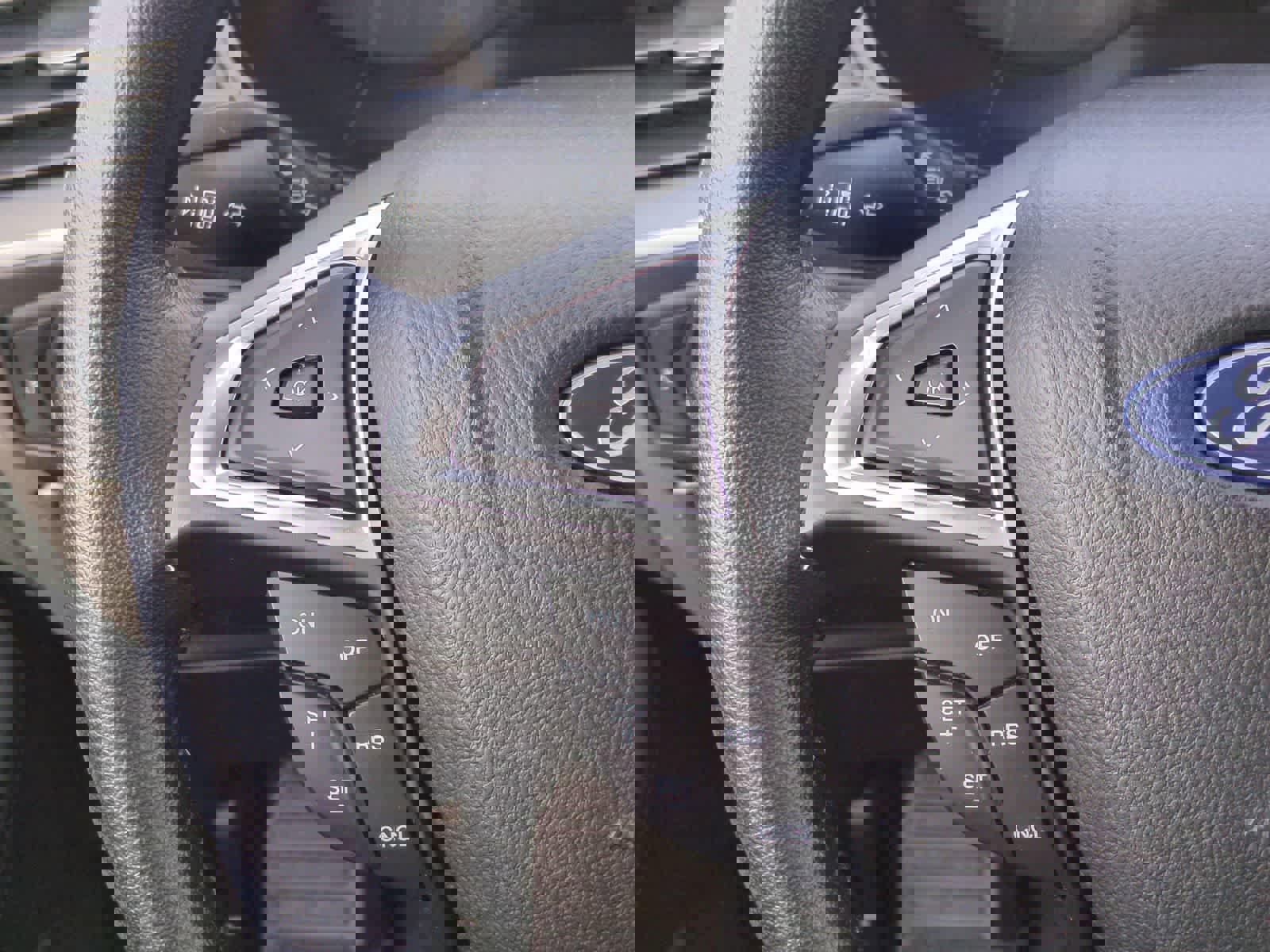 Used 2023 Ford Edge SEL w/ Convenience Package image 23