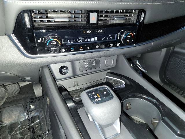 Certified 2024 Nissan Rogue SL w/ SL Premium Package image 20