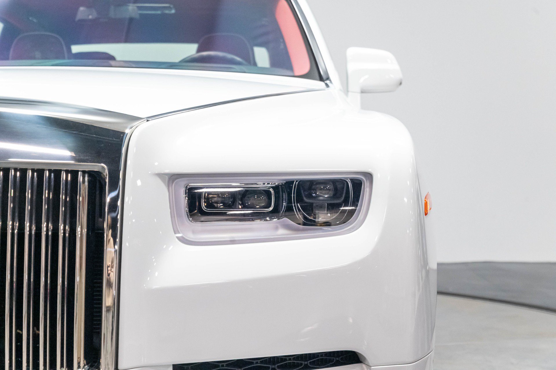 Used 2019 Rolls-Royce Phantom Sedan RWD image 66