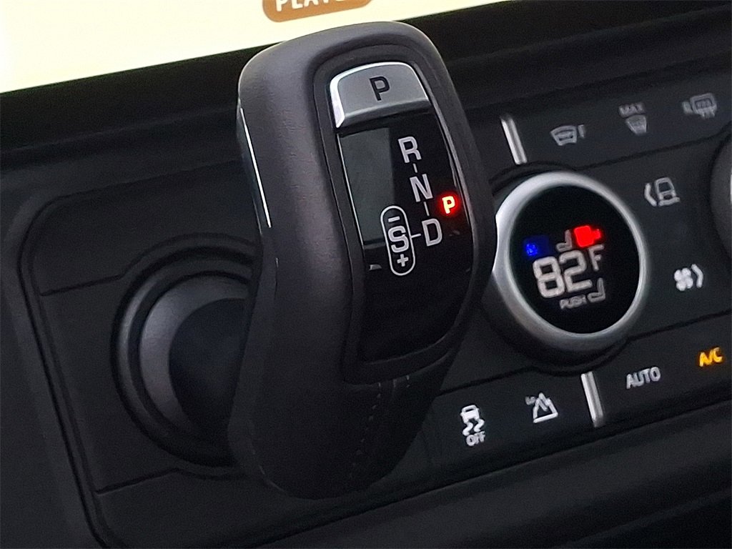 New 2026 Land Rover Defender 110 S image 13