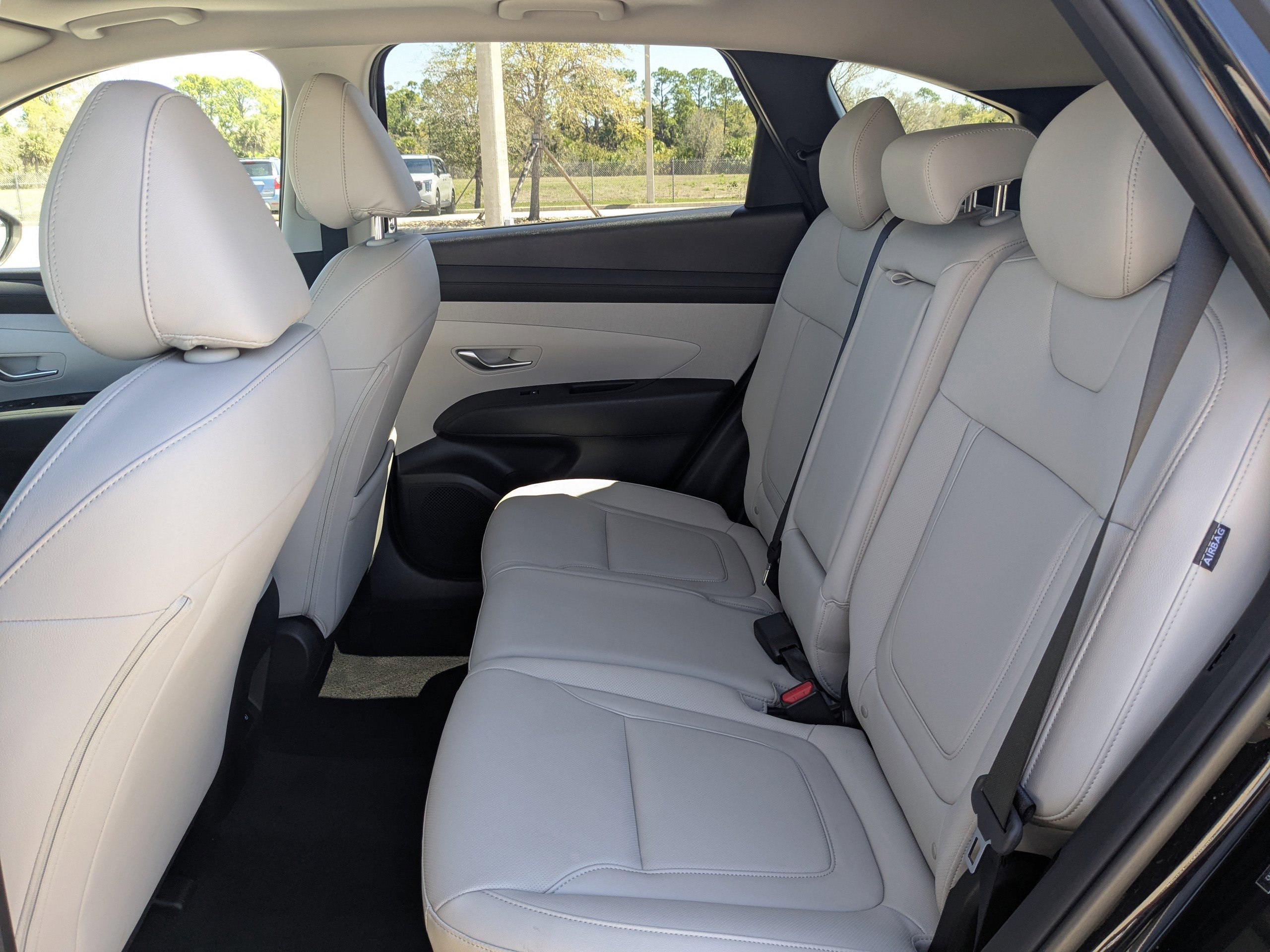 Used 2025 Hyundai Tucson SEL image 16