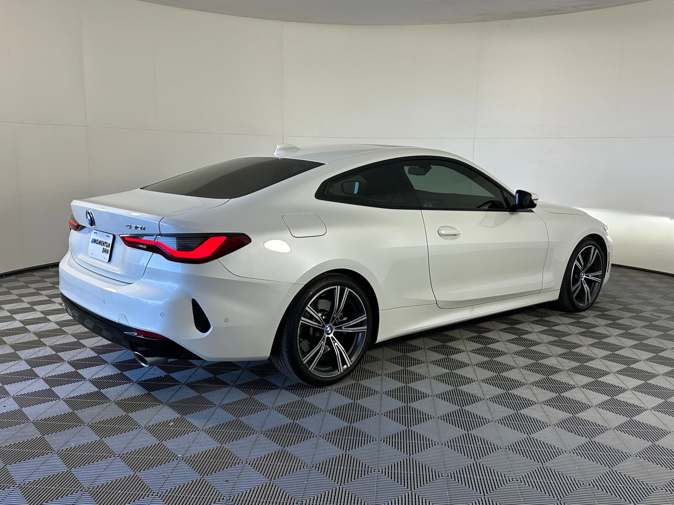 Certified 2023 BMW 430i Coupe w/ Premium Package image 7